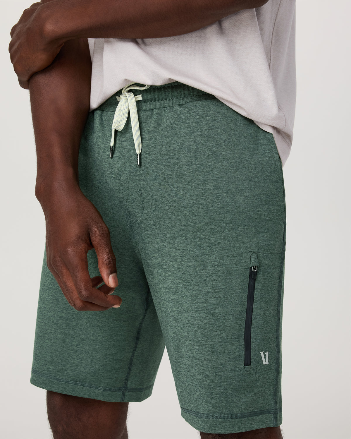 Men Vuori Sunday Performance Short 8" Men's Agate Green Shorts