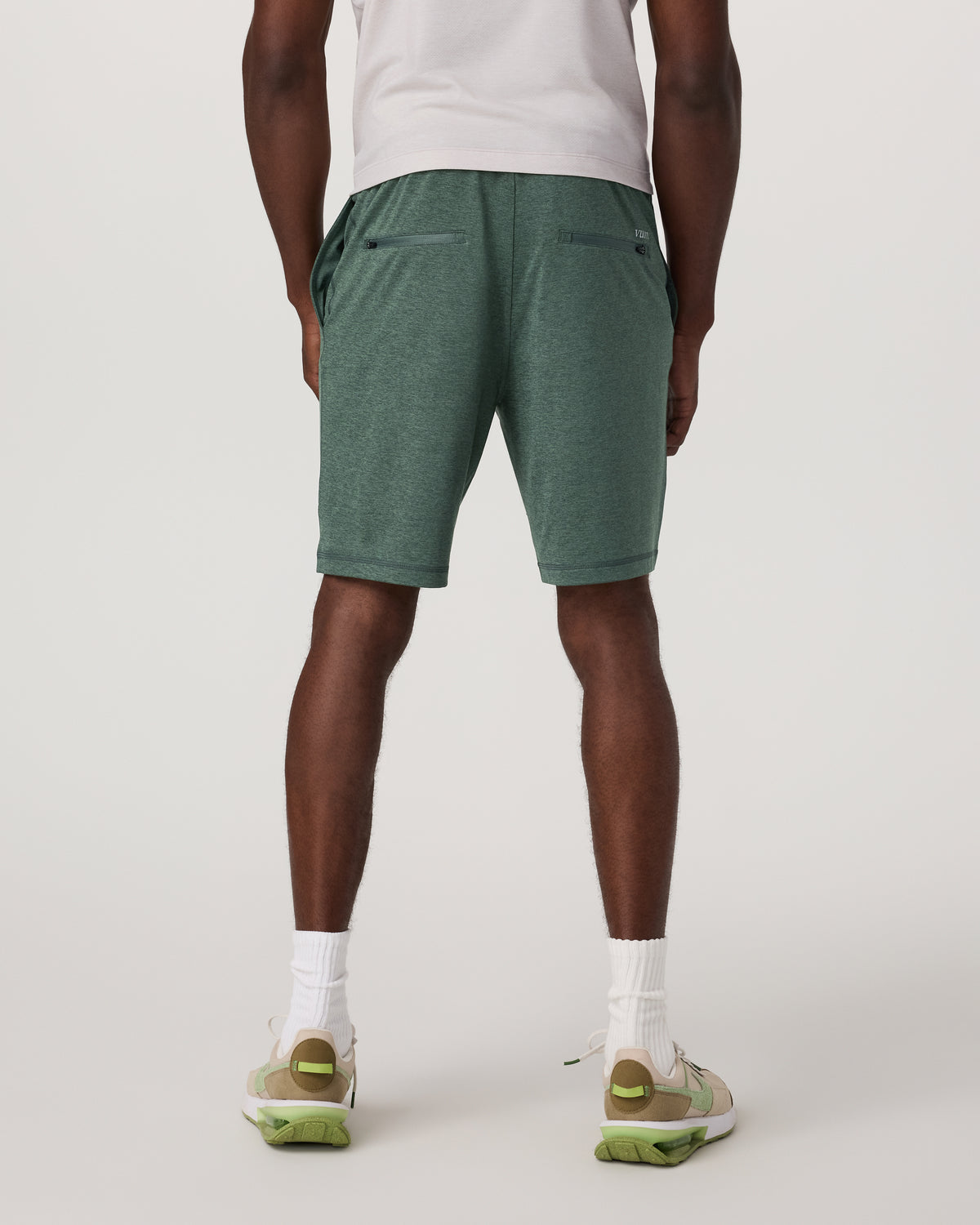 Men Vuori Sunday Performance Short 8" Men's Agate Green Shorts