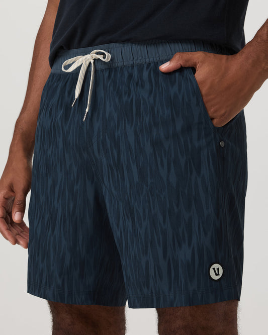 Men Vuori Kore Short Lined 7" Men's Shorts in Blue Sea Pampas