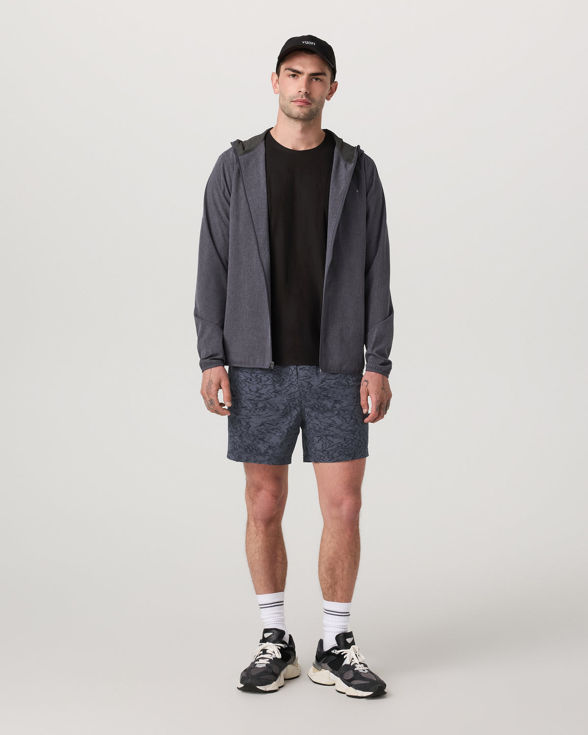 Men Vuori Kore Short Lined 5" Men's Moonlight Sand Shorts