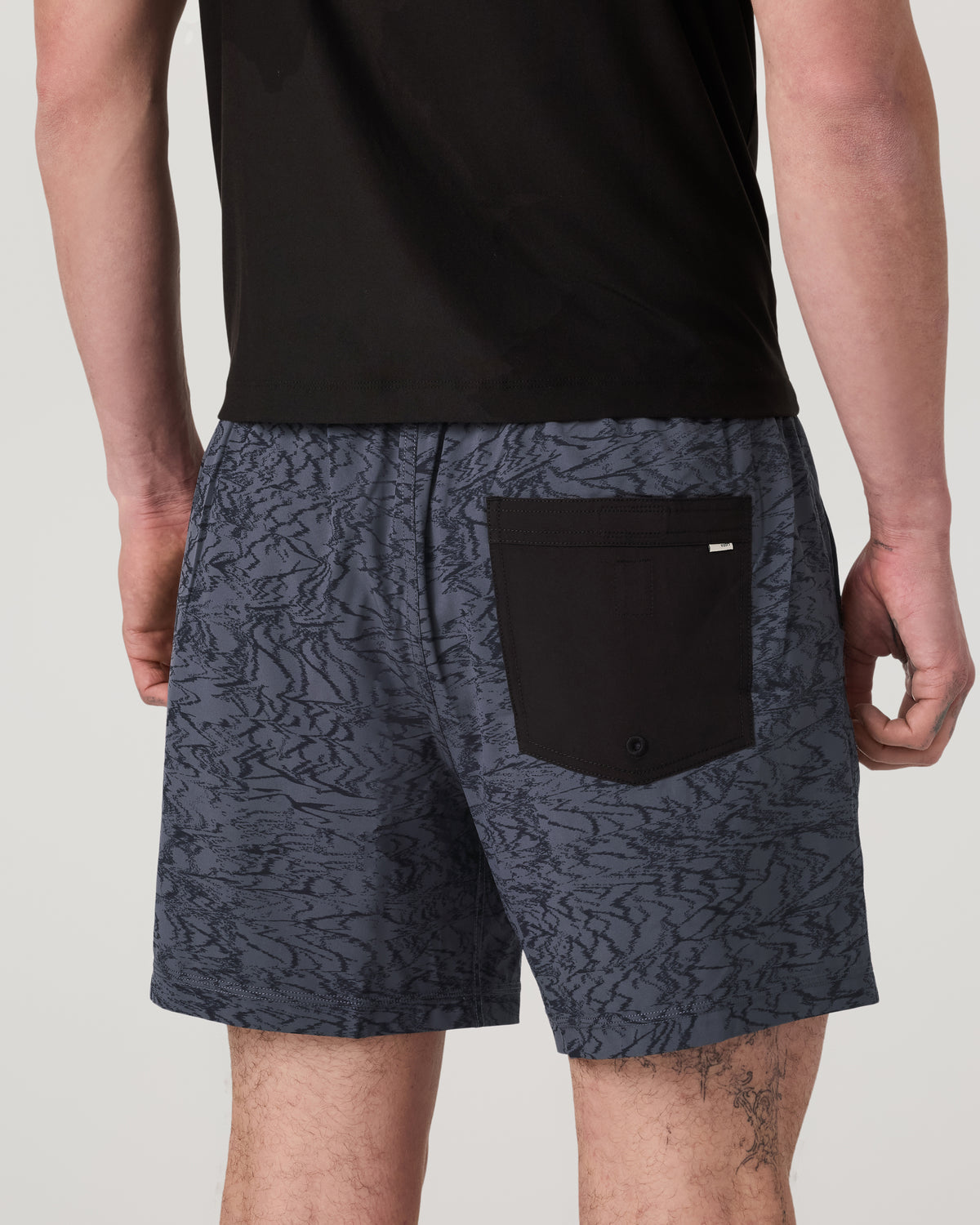 Men Vuori Kore Short Lined 5" Men's Moonlight Sand Shorts
