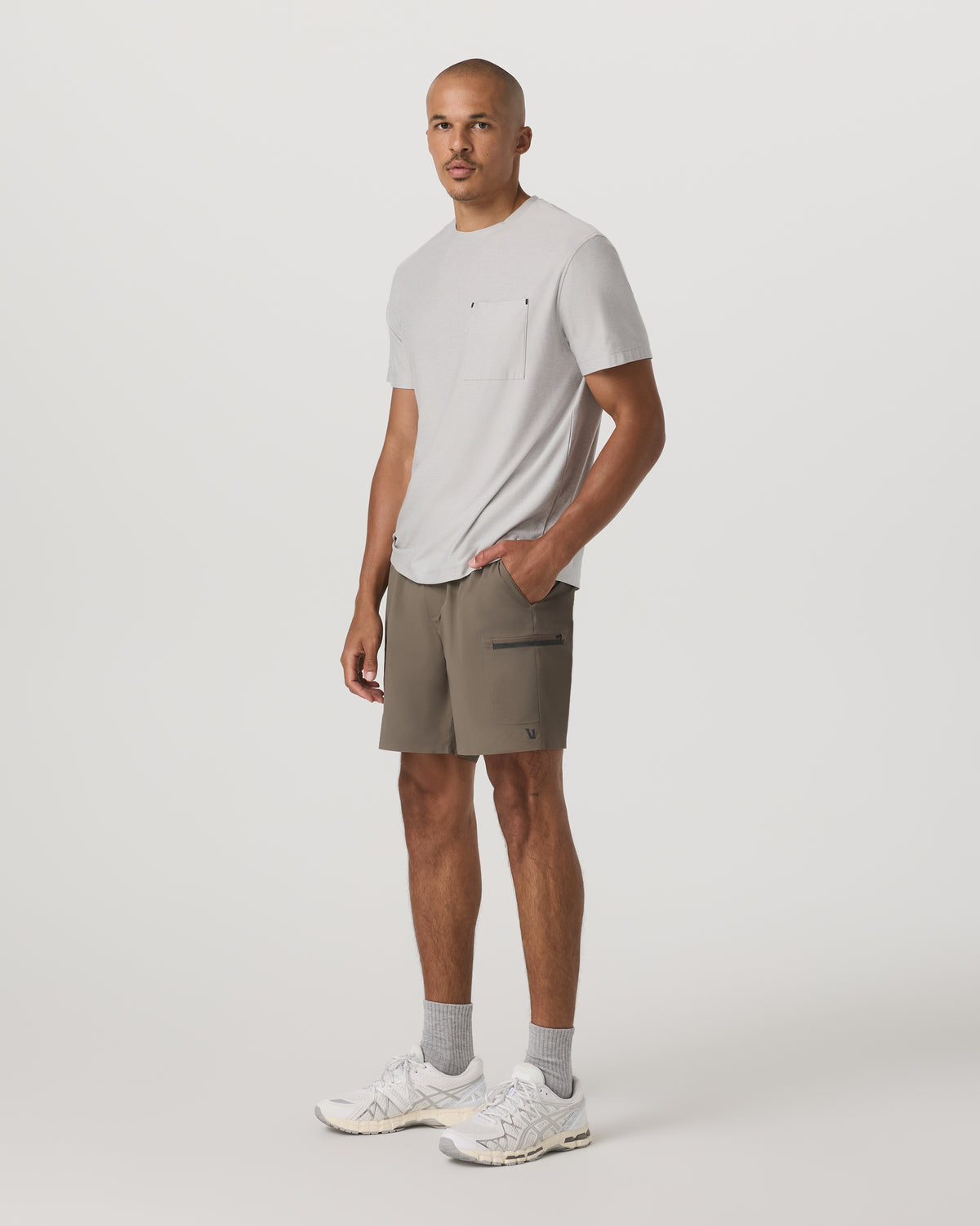 Men Vuori Grafton Short Unlined 7" Men's Training Shorts in Bark