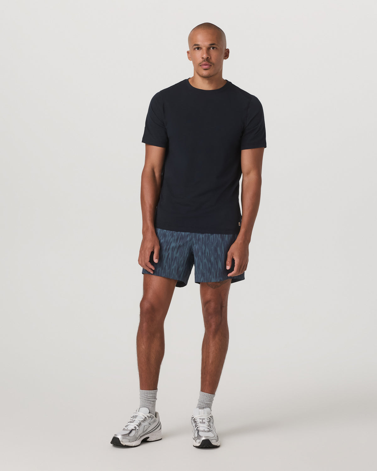 Men Vuori Kore Short Lined 5" Men's Blue Sea Pampas Fit Shorts