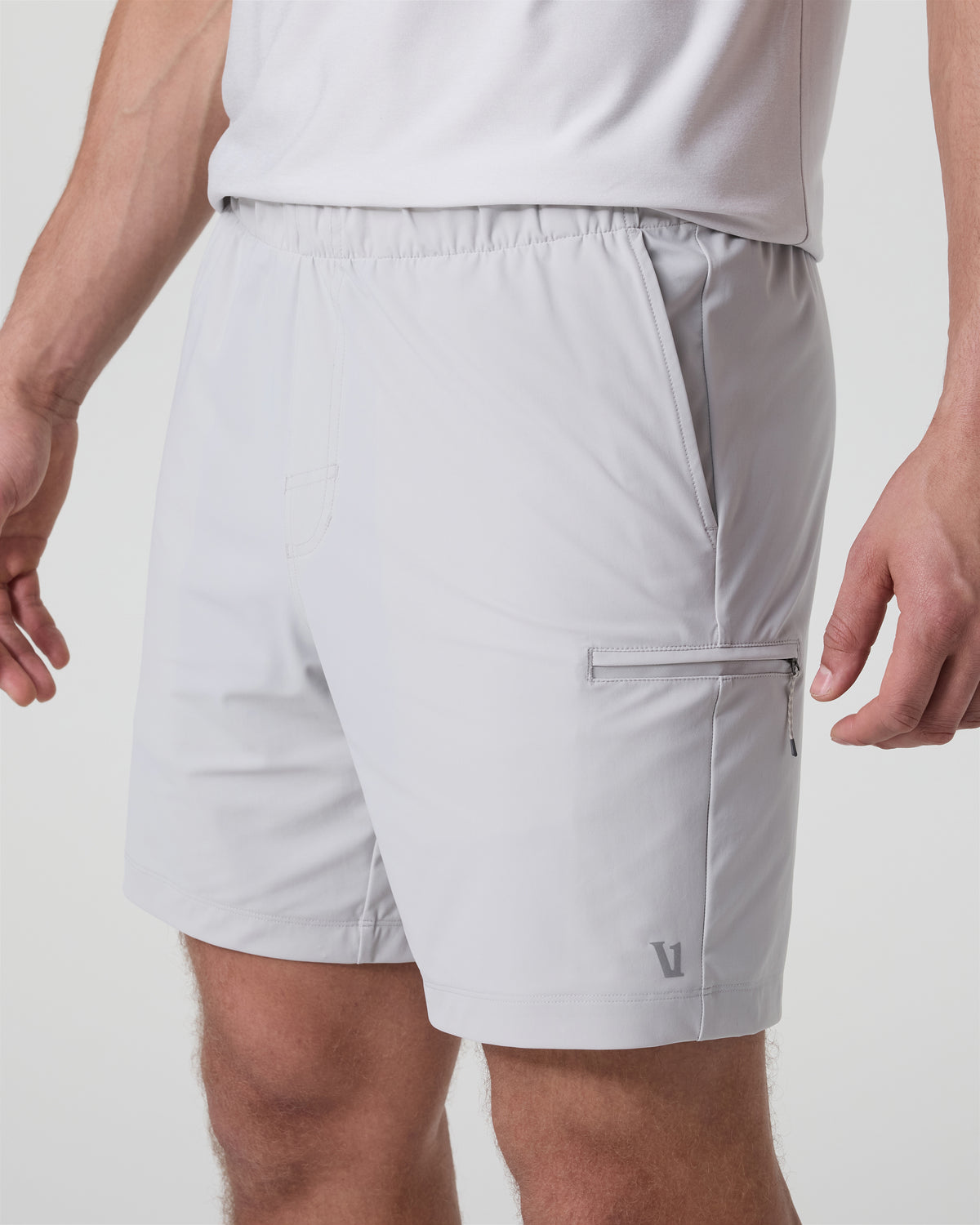 Men Vuori Fleet Sport Short Unlined Classic Fit 7" Sky Grey