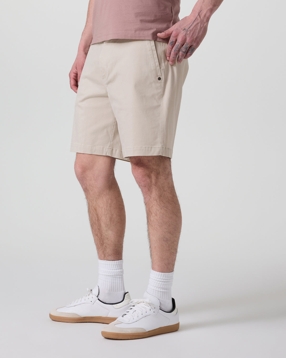 Men Vuori Fletcher Short Classic Fit 8" Oatmeal