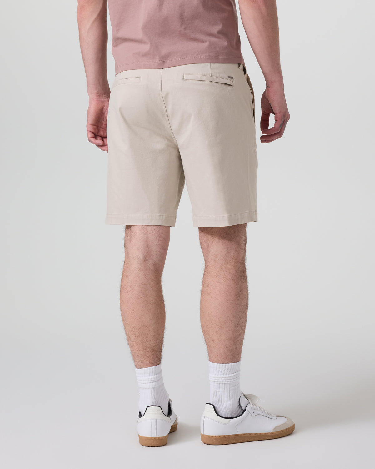 Men Vuori Fletcher Short Classic Fit 8" Oatmeal