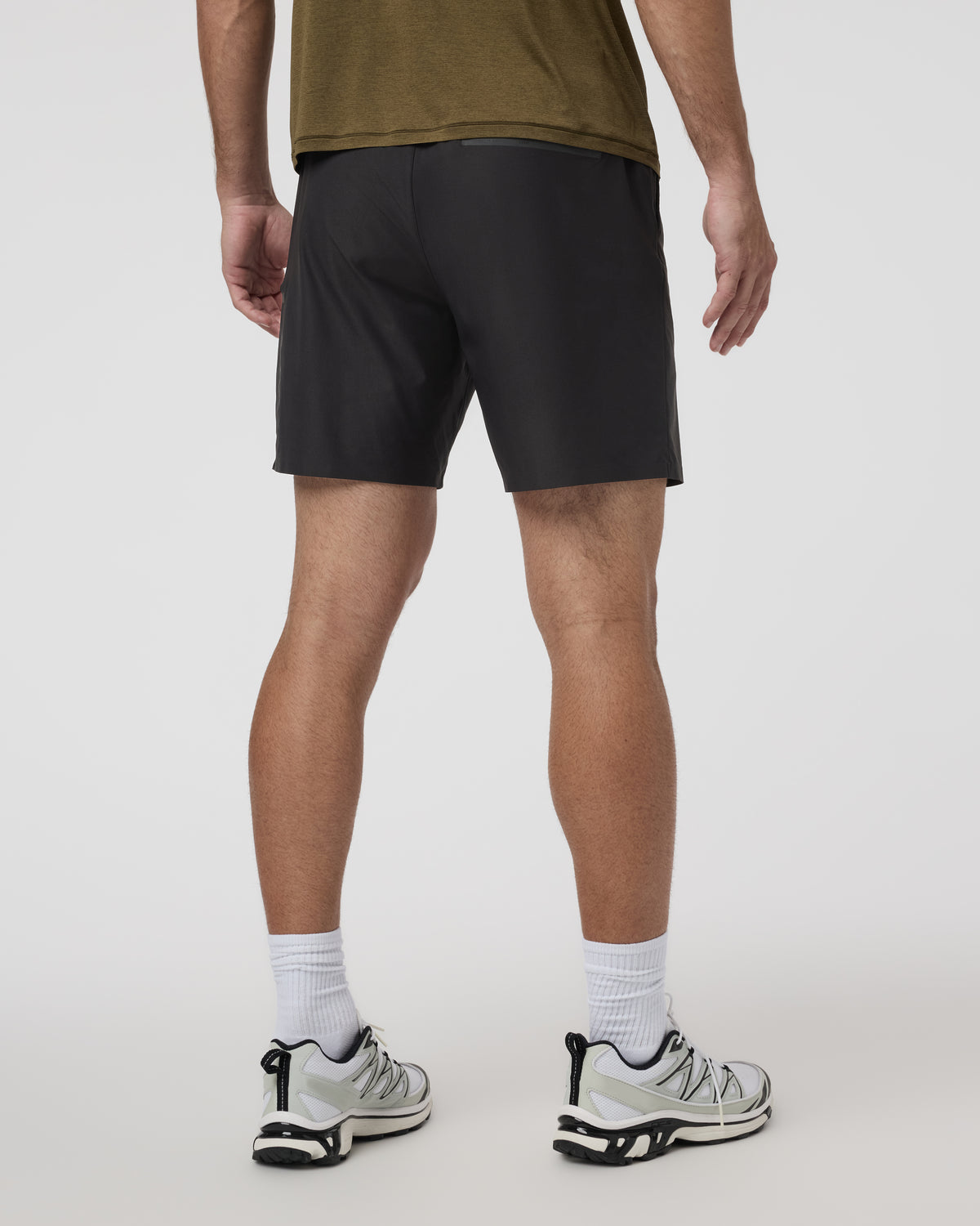 Men Vuori Grafton Short Lined Classic Fit 7" Black