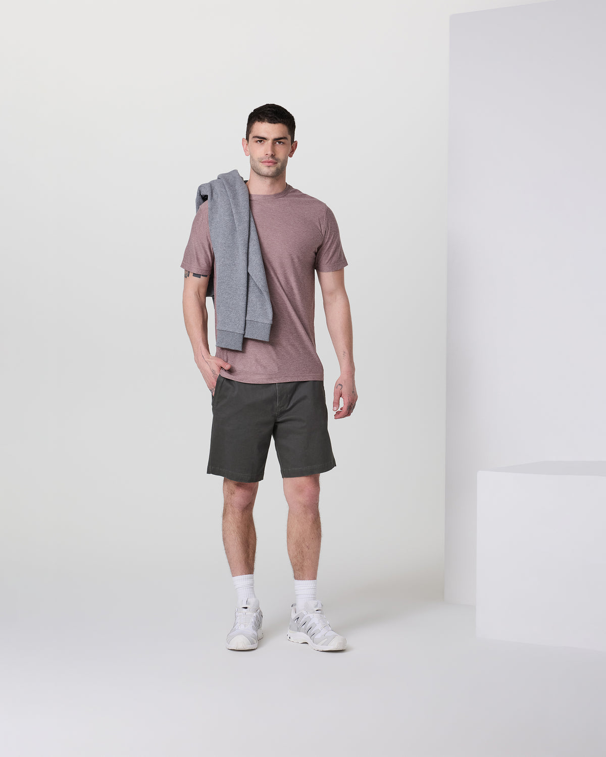 Men Vuori Fletcher Short Classic Fit 8" Dark Pewter