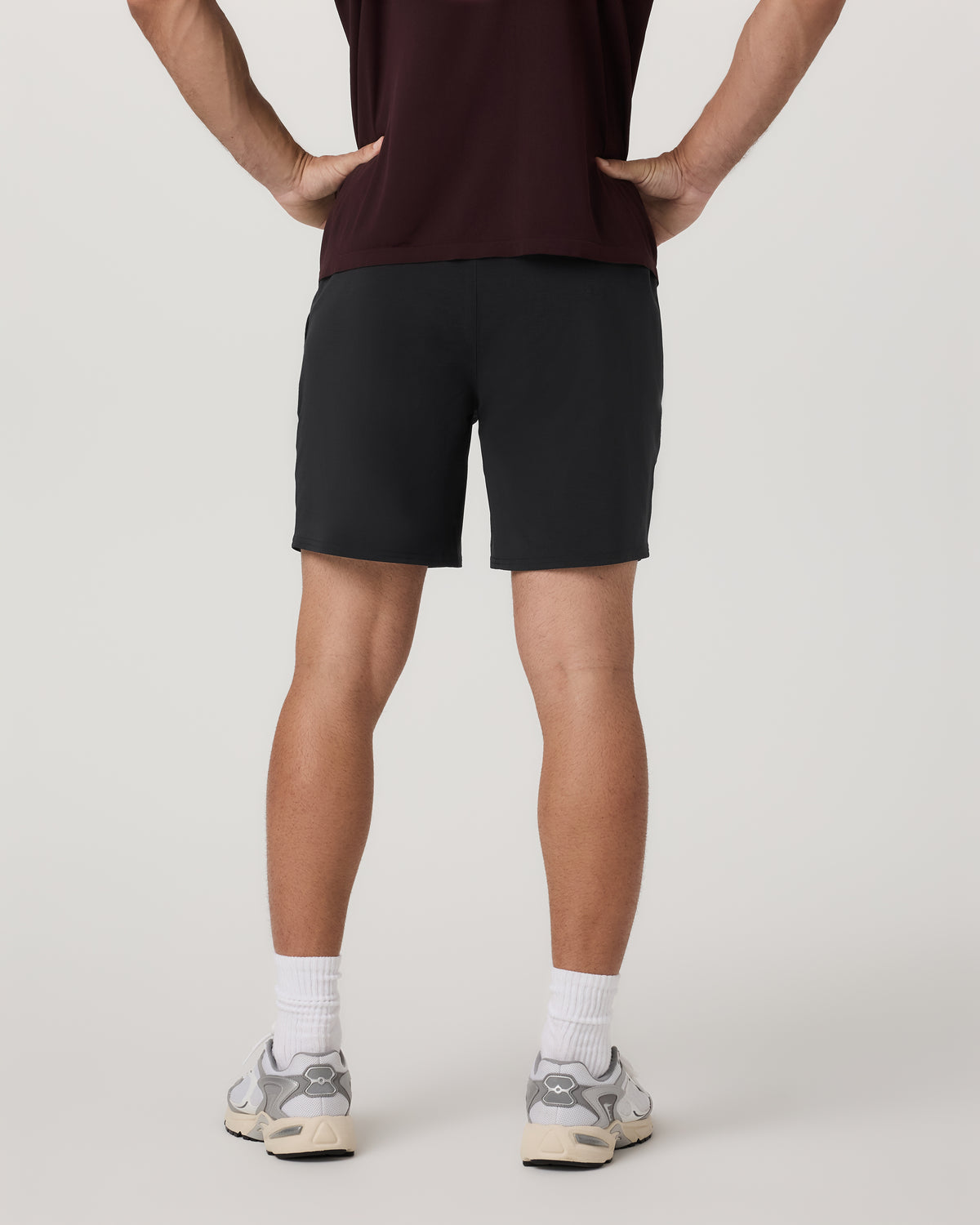 Men Vuori Elevate Kore Short Unlined 7" Men's Black Shorts