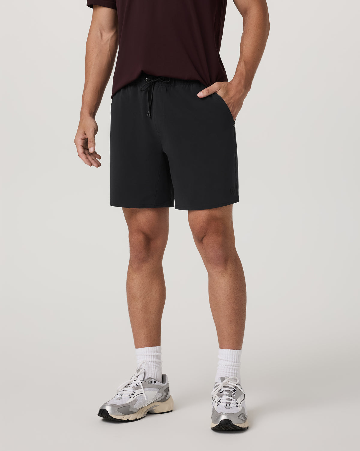 Men Vuori Elevate Kore Short Unlined 7" Men's Black Shorts