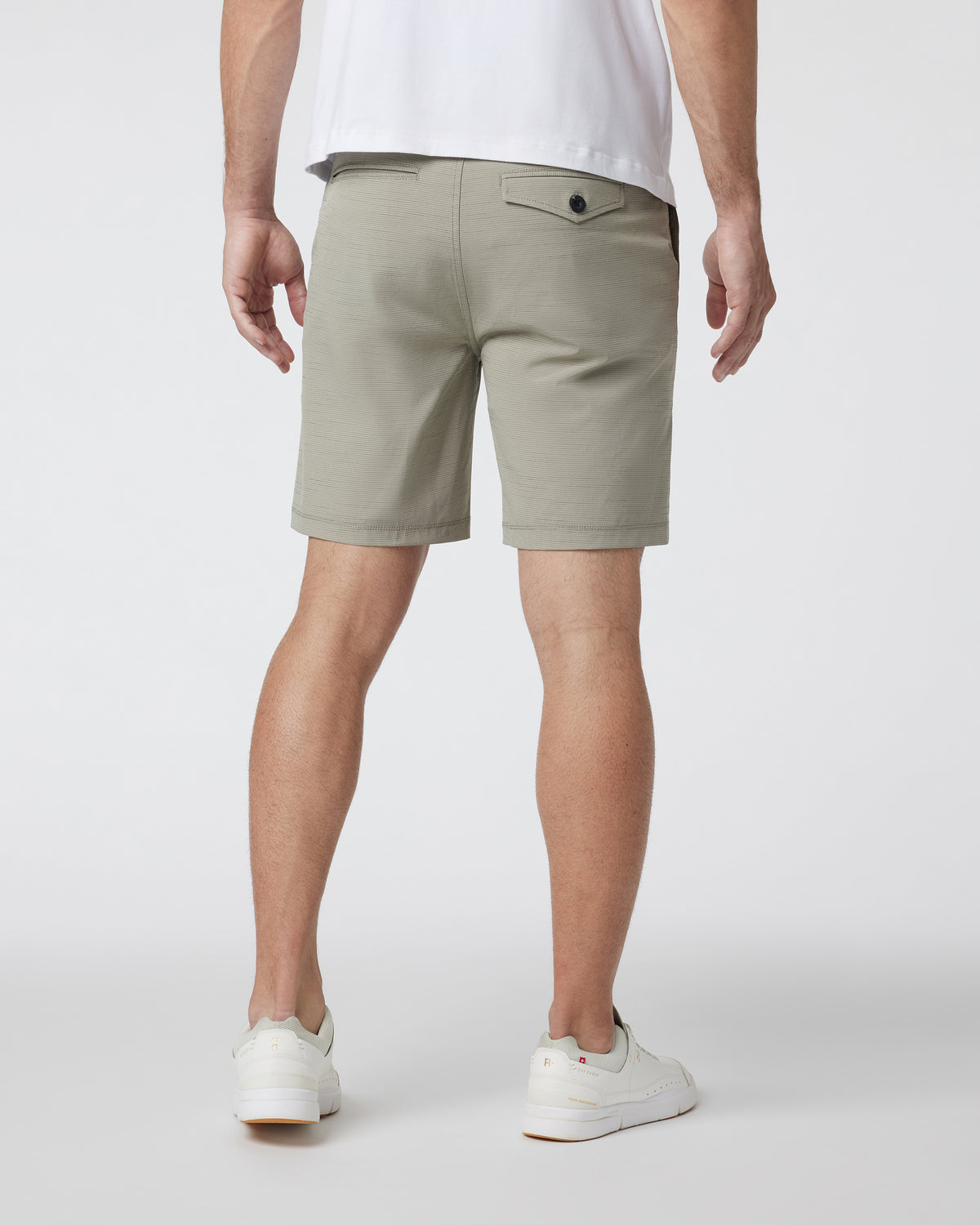 Men Vuori Pebble Short Men's Lightweight Gravel Tan Golf Shorts