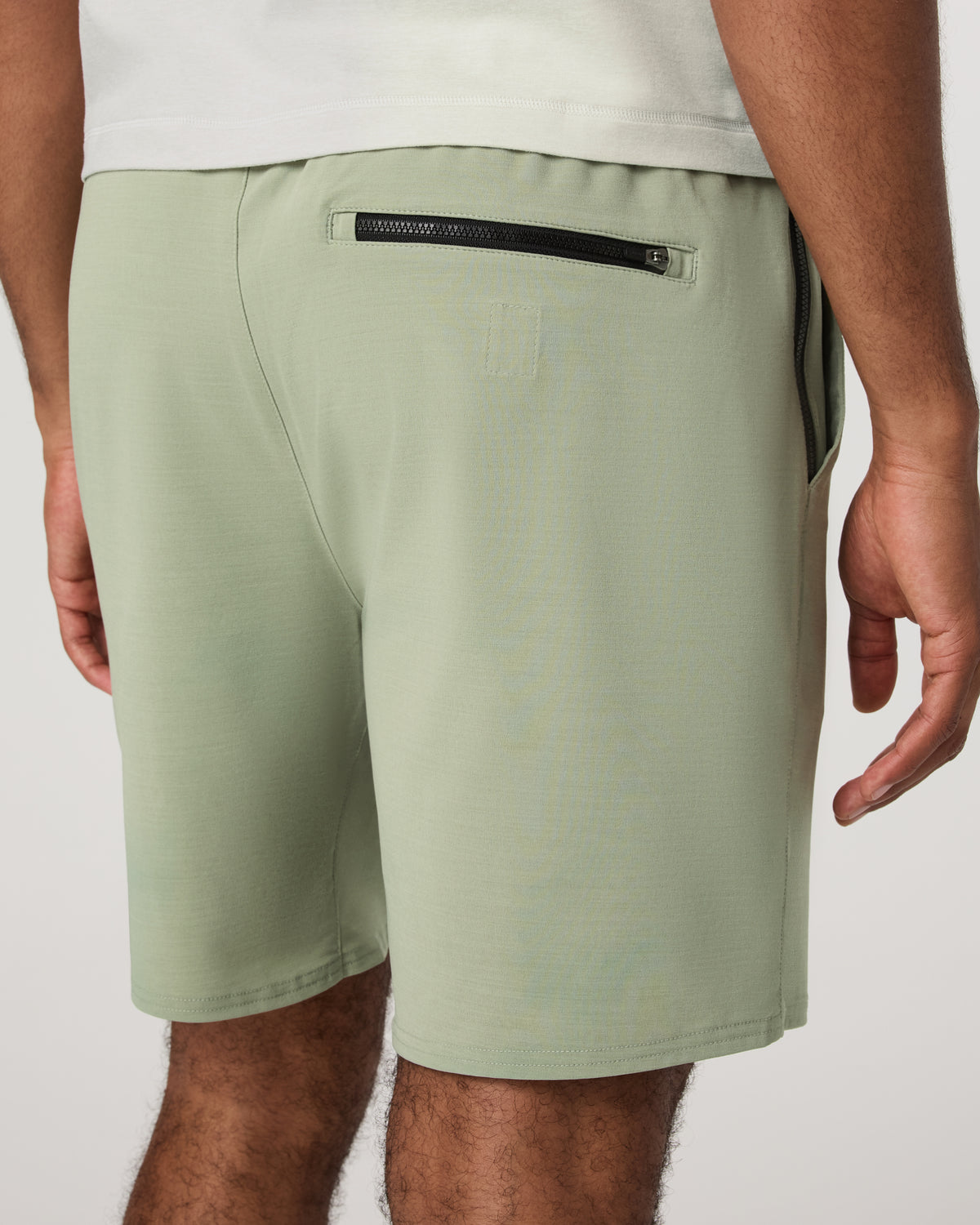Men Vuori Elevate Kore Short Unlined 7" Men's Agave Shorts