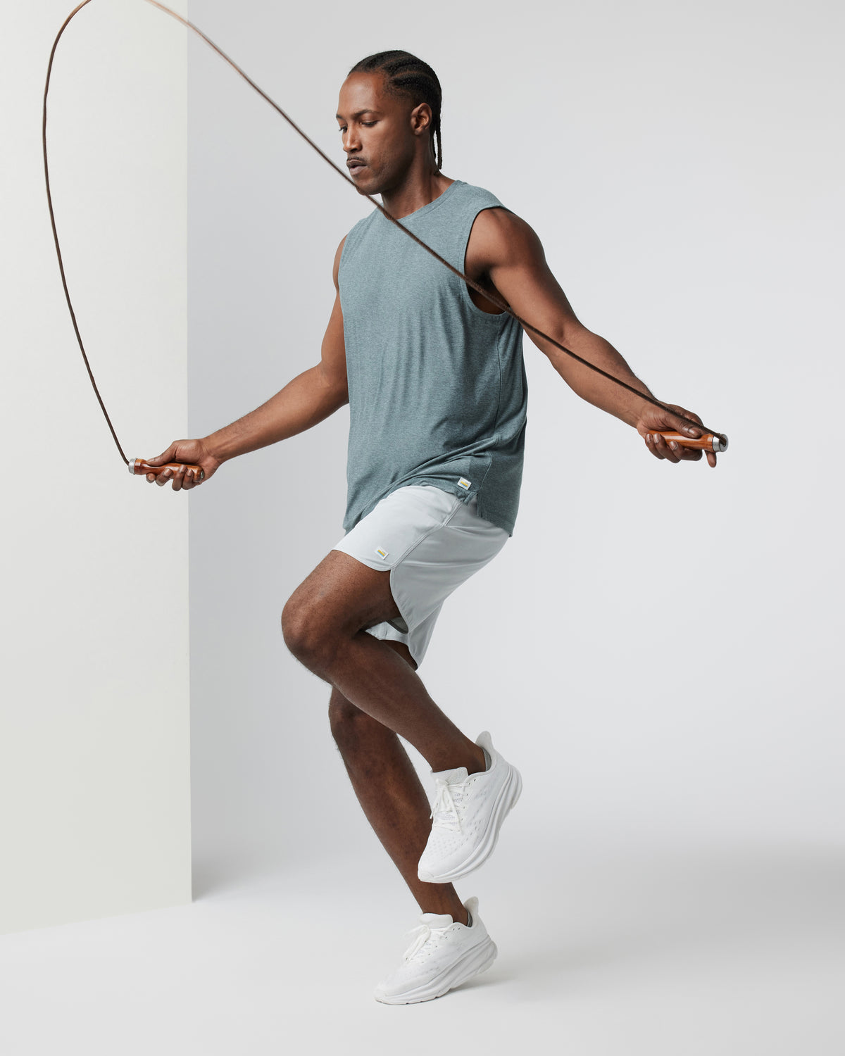 Men Vuori Banks Short Sky Grey Linen Texture Active Shorts