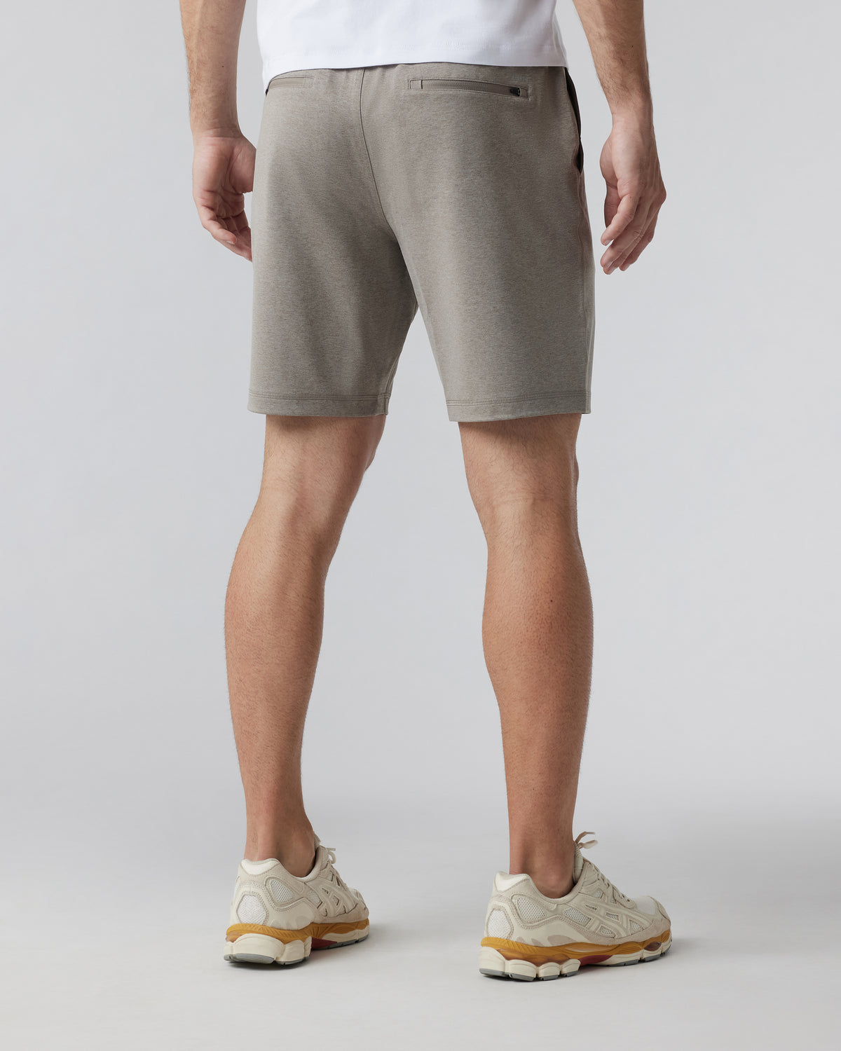 Men Vuori Sunday Performance Short 8.5" Mocha Heather