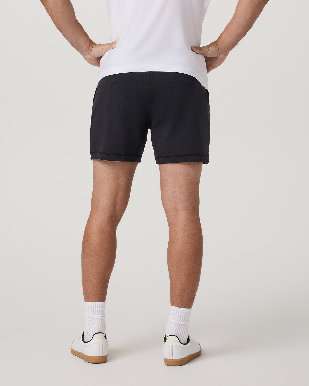 Men Vuori Coronado Short 5" Men's Black Heather Shorts