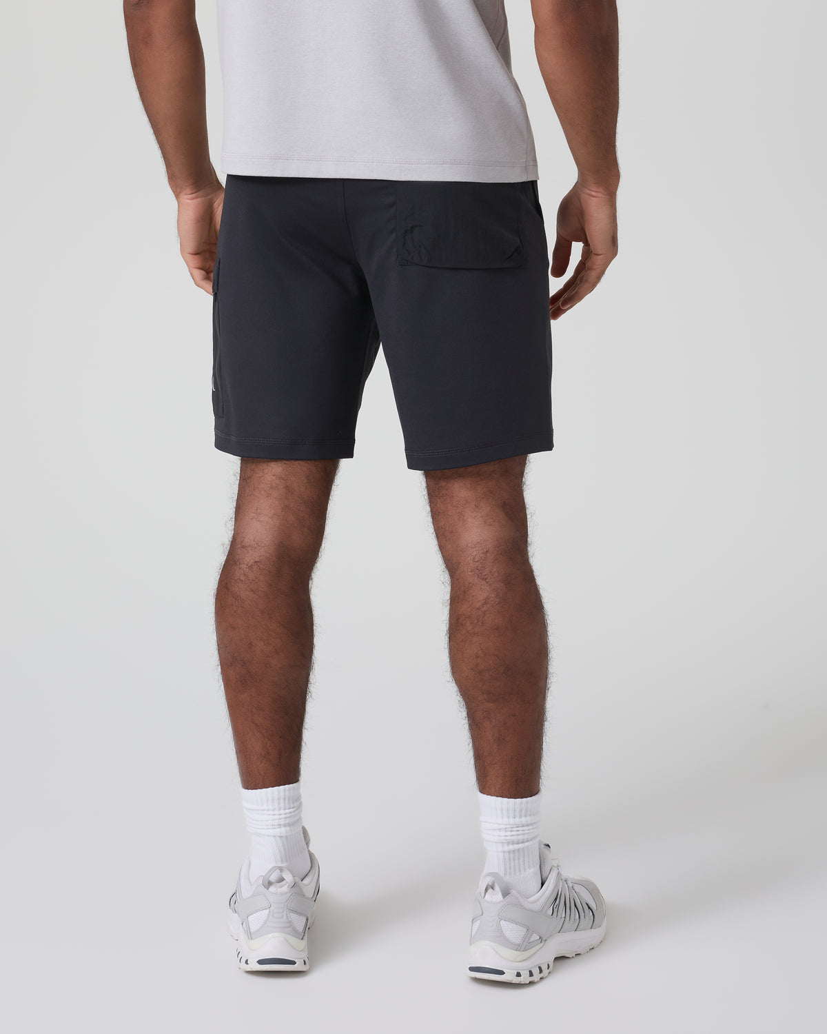 Men Vuori Sunday Performance Utility Short Classic Fit 8" Black
