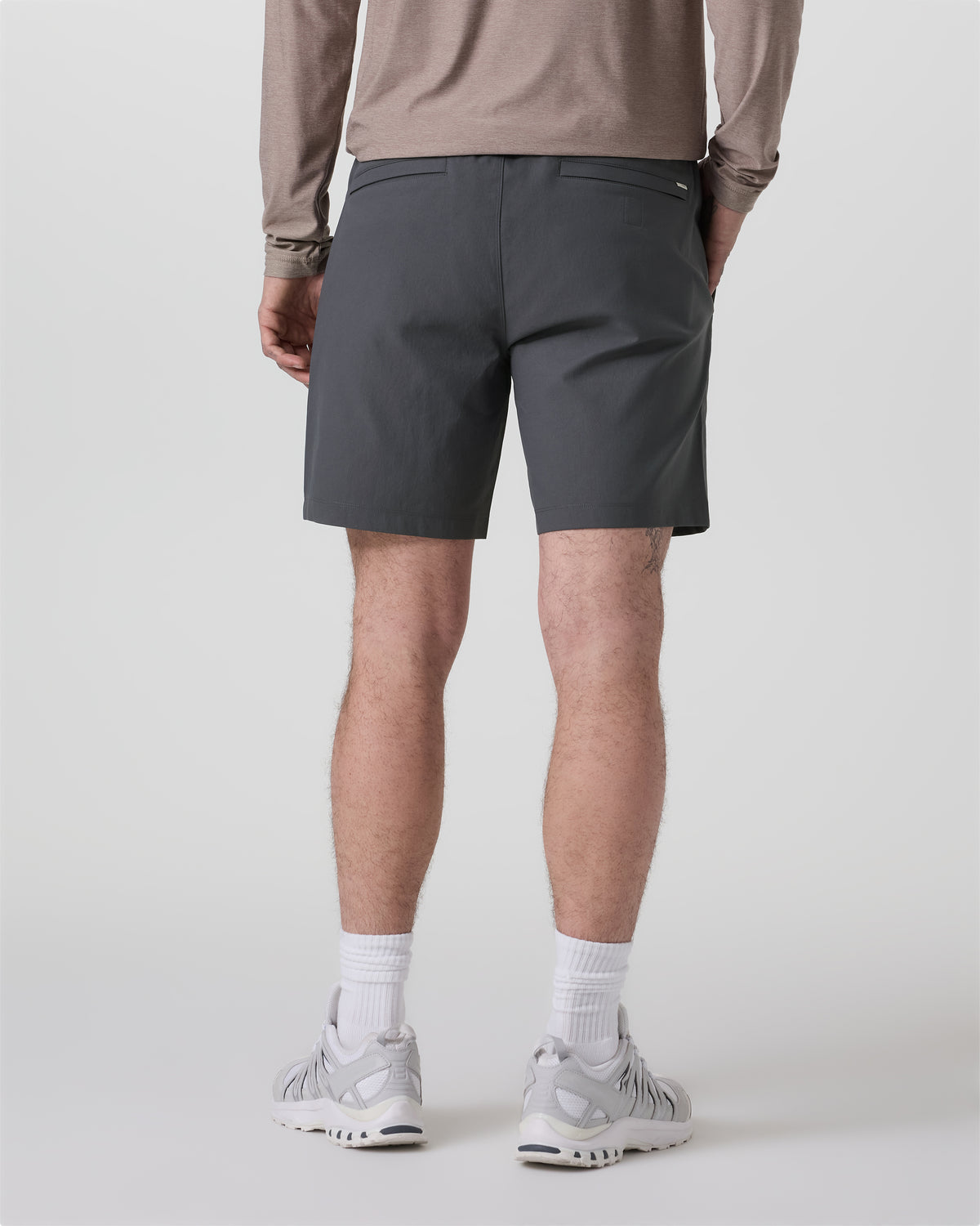 Men Vuori Cascade Crinkle Elastic Waist Short Classic Fit 8" Charcoal