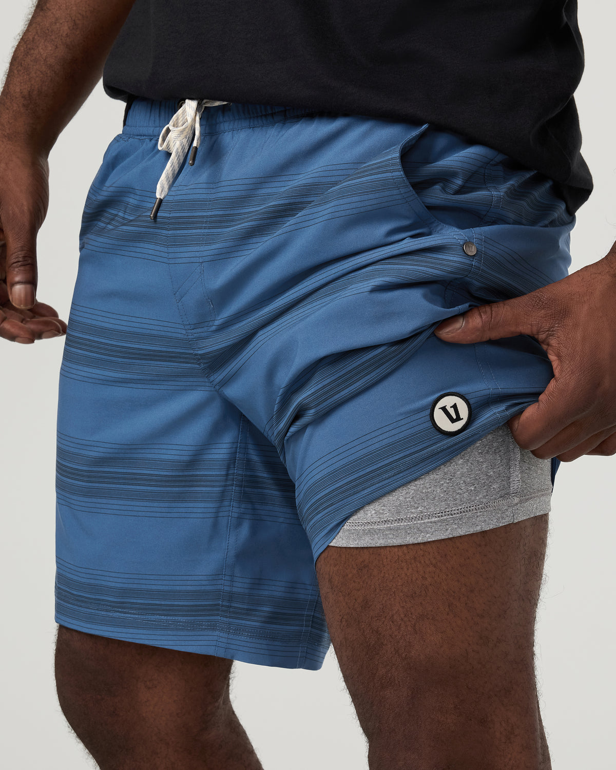 Men Vuori Kore Short Lined 7" Sea Gradient Stripe Athletic Shorts