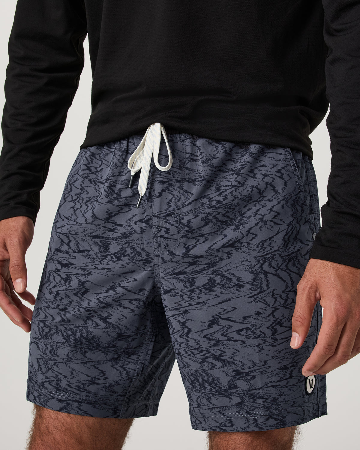 Men Vuori Kore Short Unlined 7" Men's Moonlight Sand Athletic Short