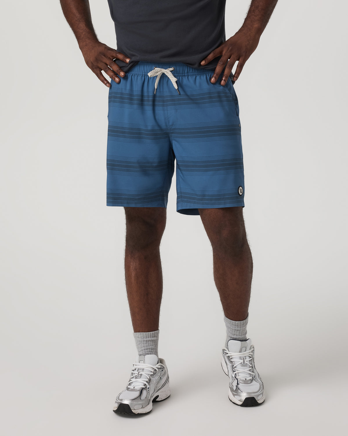 Men Vuori Kore Short Unlined 7" Sea Gradient Stripe