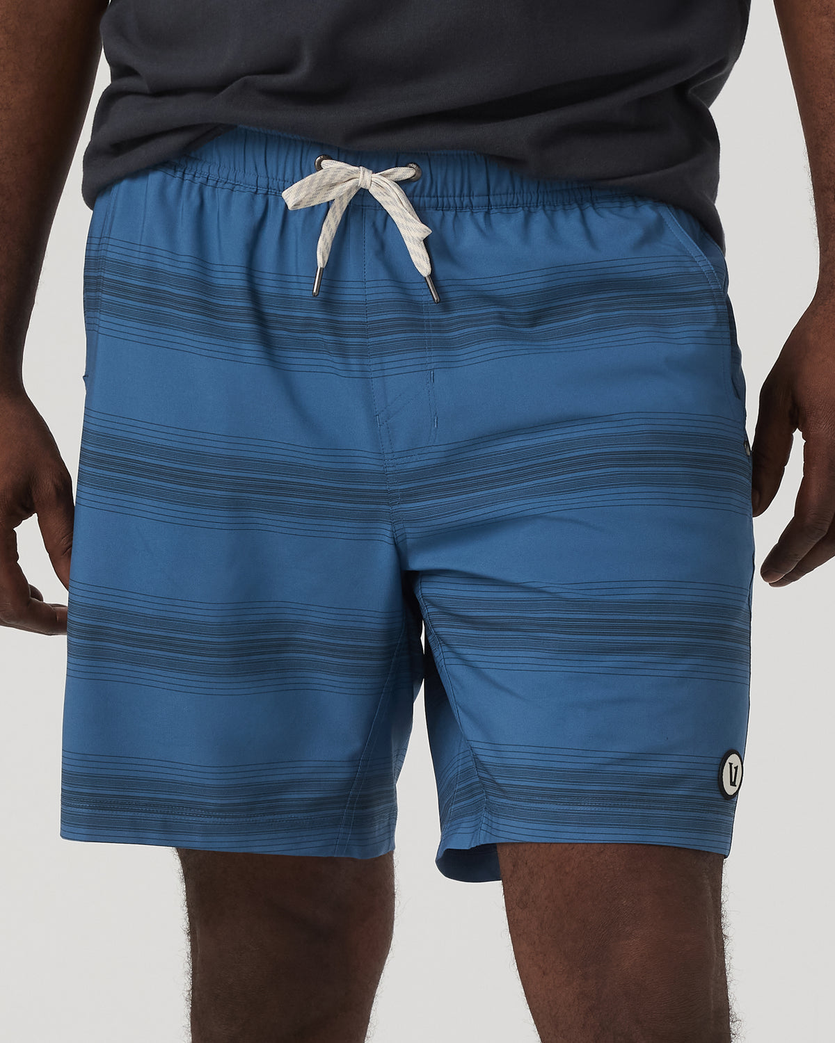 Men Vuori Kore Short Unlined 7" Sea Gradient Stripe