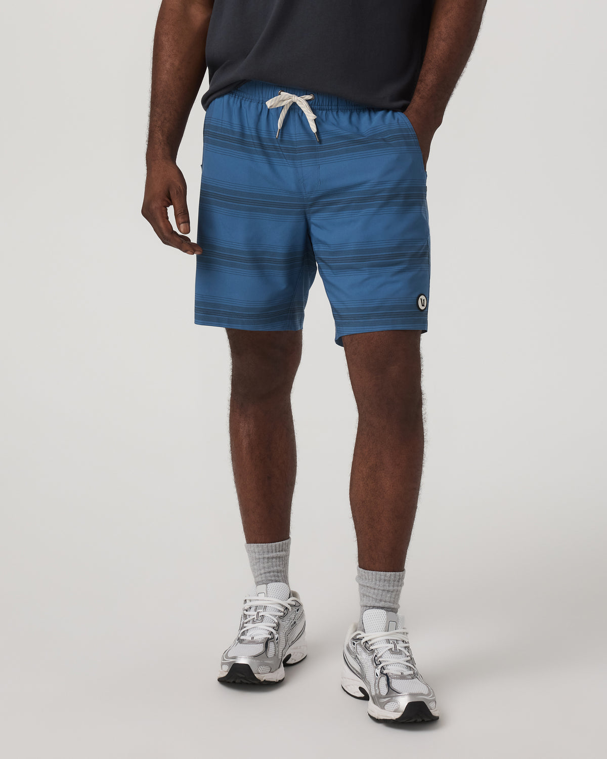 Men Vuori Kore Short Unlined 7" Sea Gradient Stripe