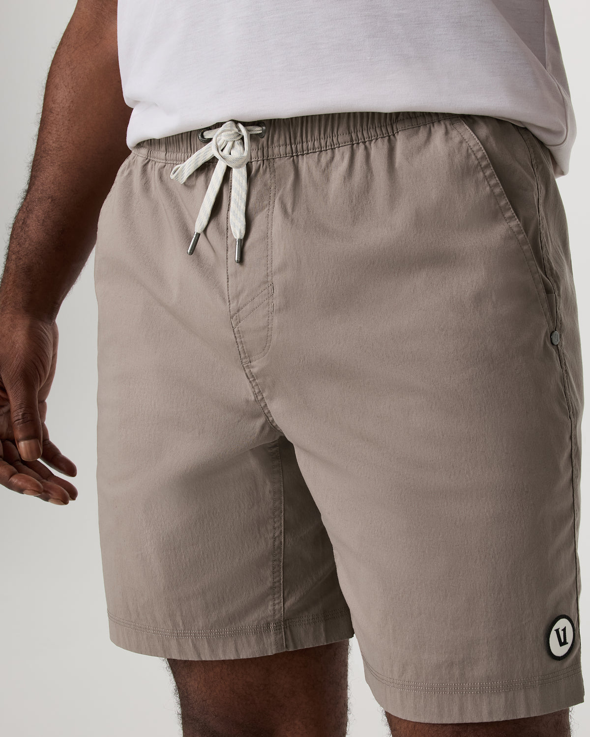 Men Vuori Kore Everyday Short Lined 7" Men's Smokey Taupe Shorts