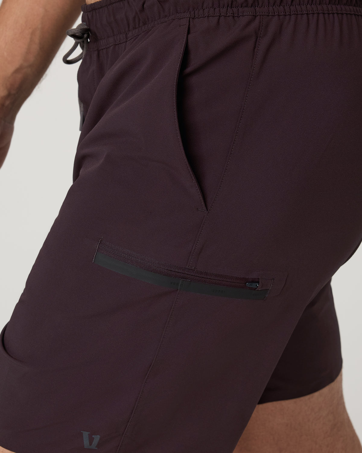 Men Vuori Grafton Short Lined 7" Men's Raisin Training Shorts