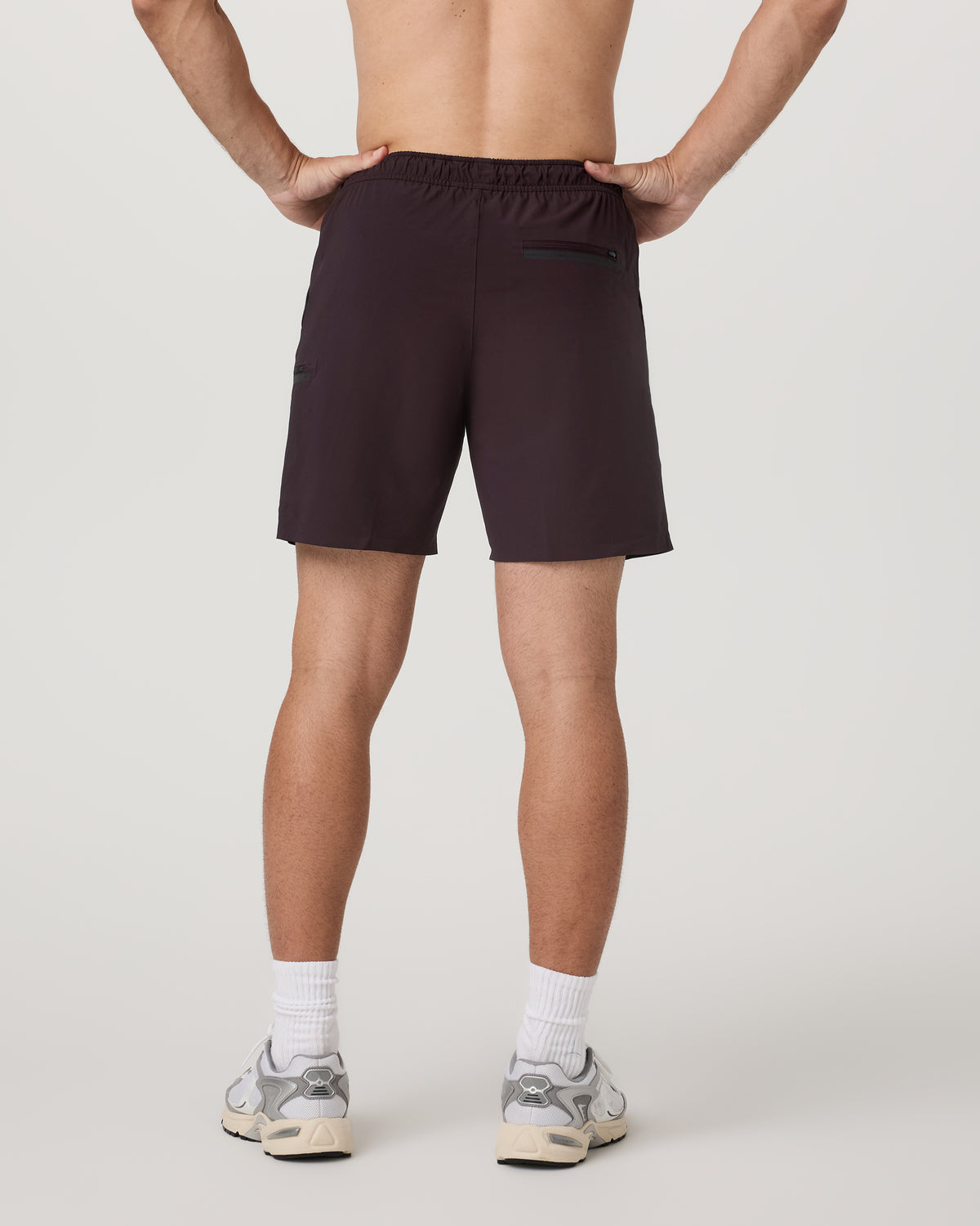 Men Vuori Grafton Short Lined 7" Men's Raisin Training Shorts