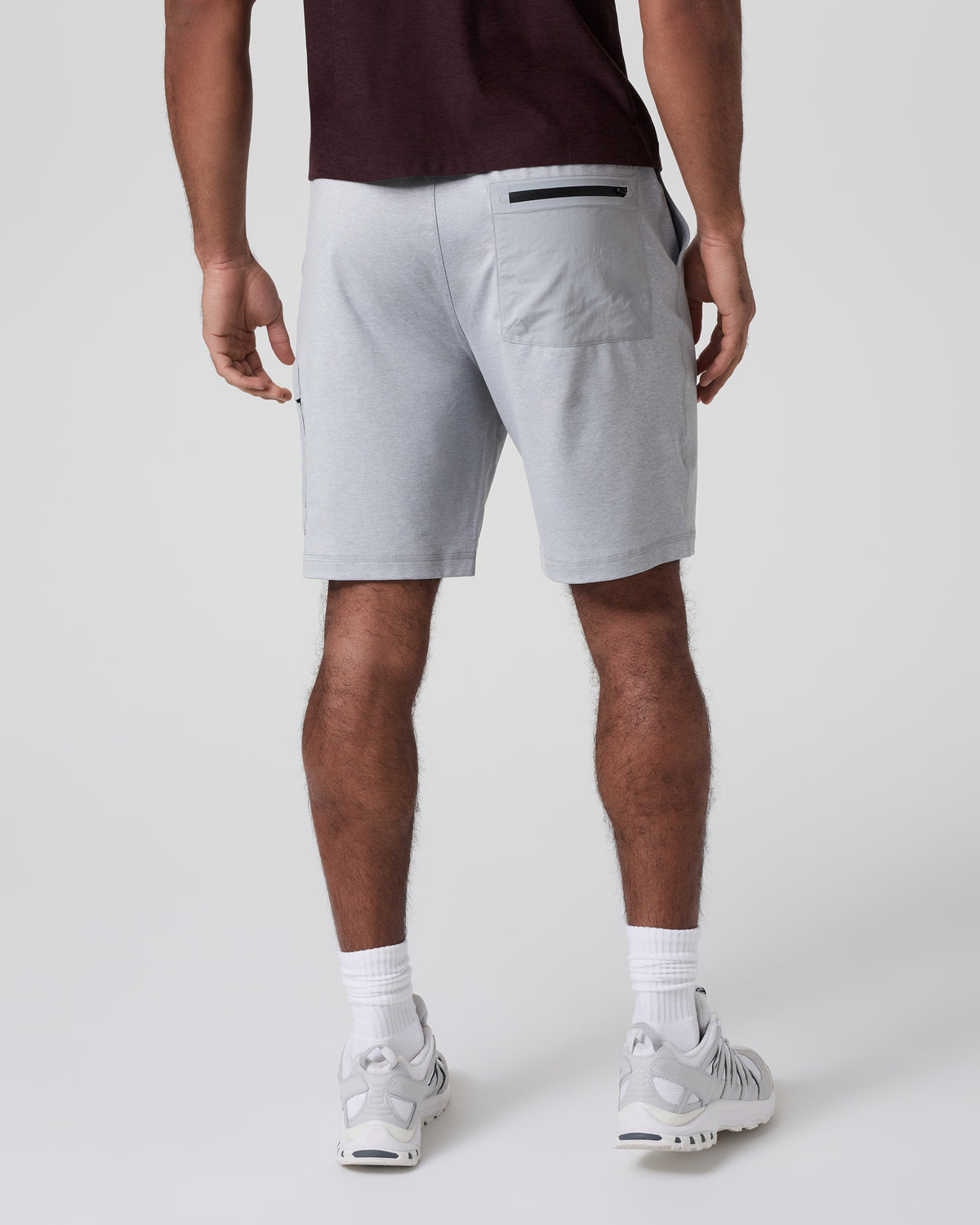 Men Vuori Sunday Performance Utility Short Classic Fit 8" Platinum Heather