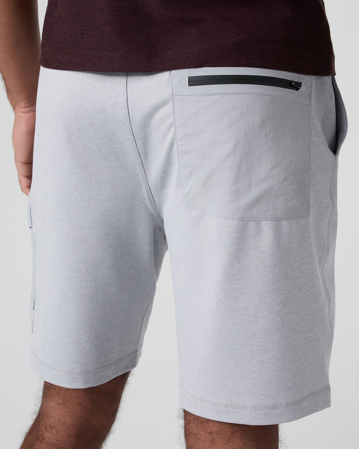 Men Vuori Sunday Performance Utility Short Classic Fit 8" Platinum Heather
