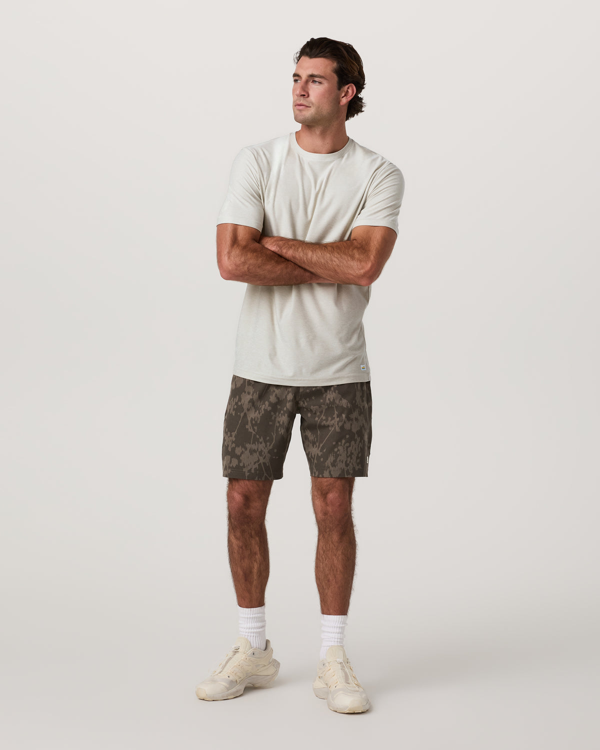 Men Vuori Banks Session Short Unlined 7" Root Earth Linen Texture