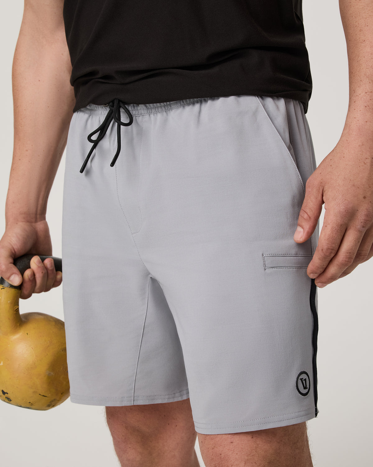 Men Vuori Elevate Kore Utility Short Lined 7" Men's Sea Fog Shorts