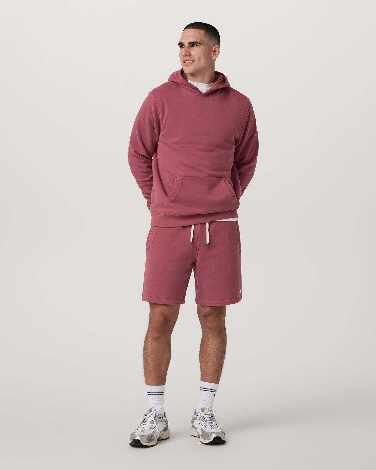 Men Vuori Seaside Short 8" Relaxed Men's Berry Lounge Shorts