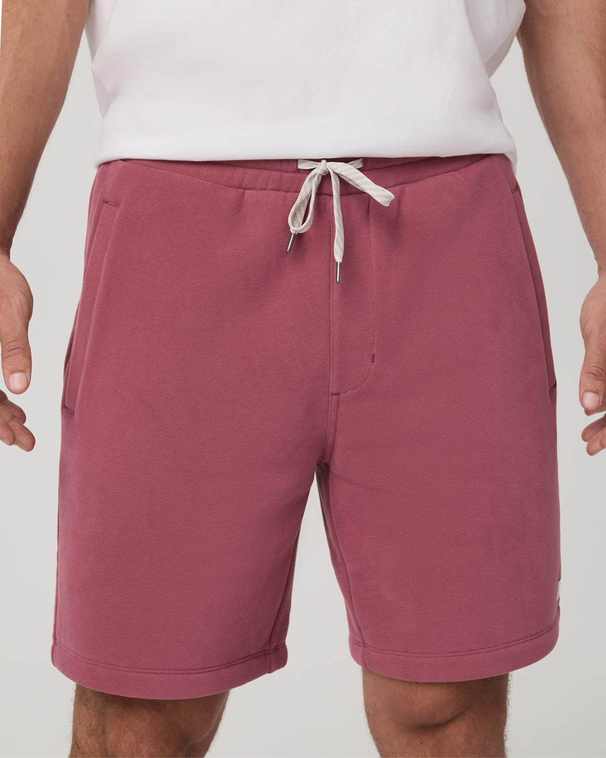 Men Vuori Seaside Short 8" Relaxed Men's Berry Lounge Shorts