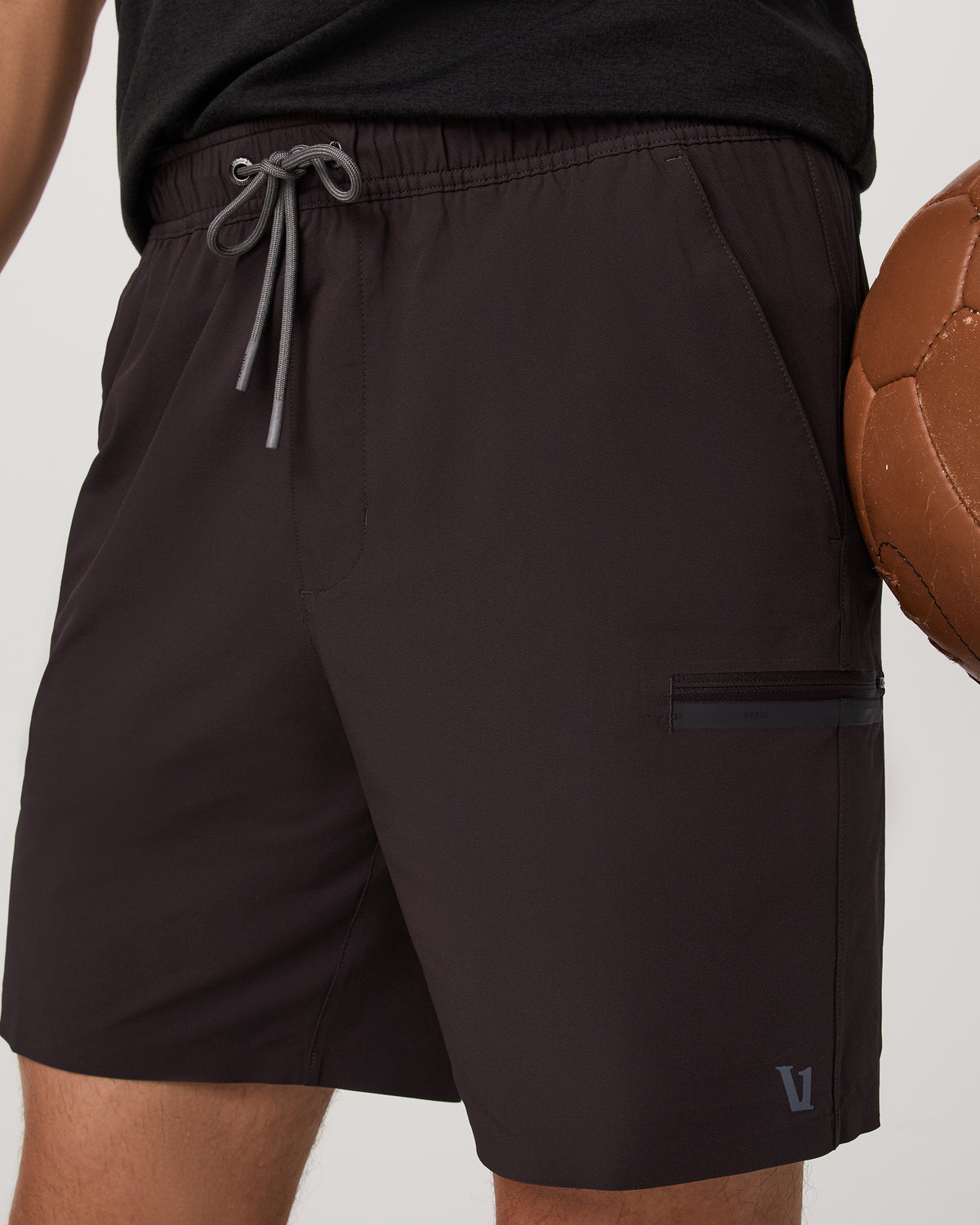 Men Vuori Grafton Short Unlined 7" Men's Raisin Training Shorts