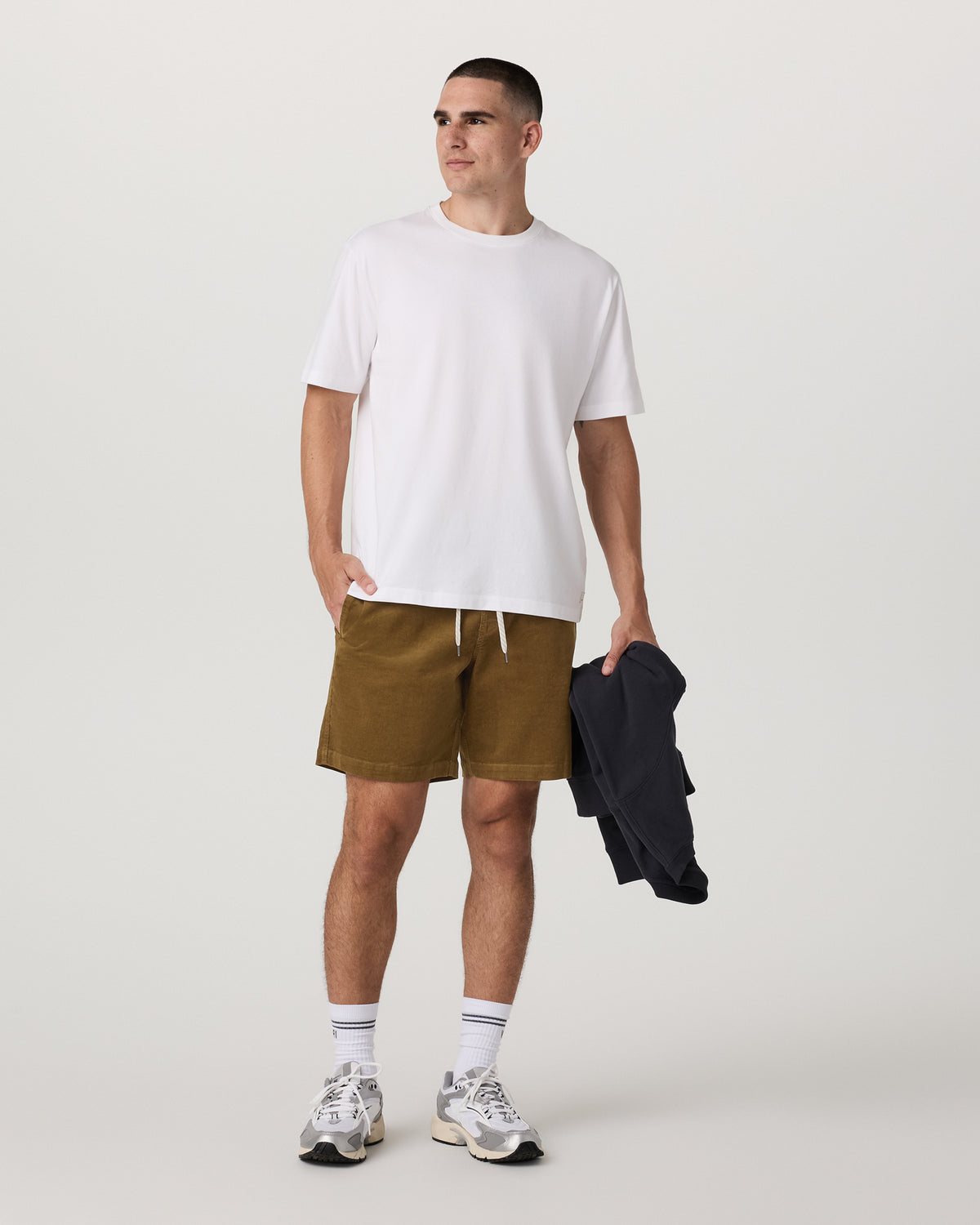Men Vuori Optimist Elastic Waist Short 8" Men's Rum Relaxed Shorts