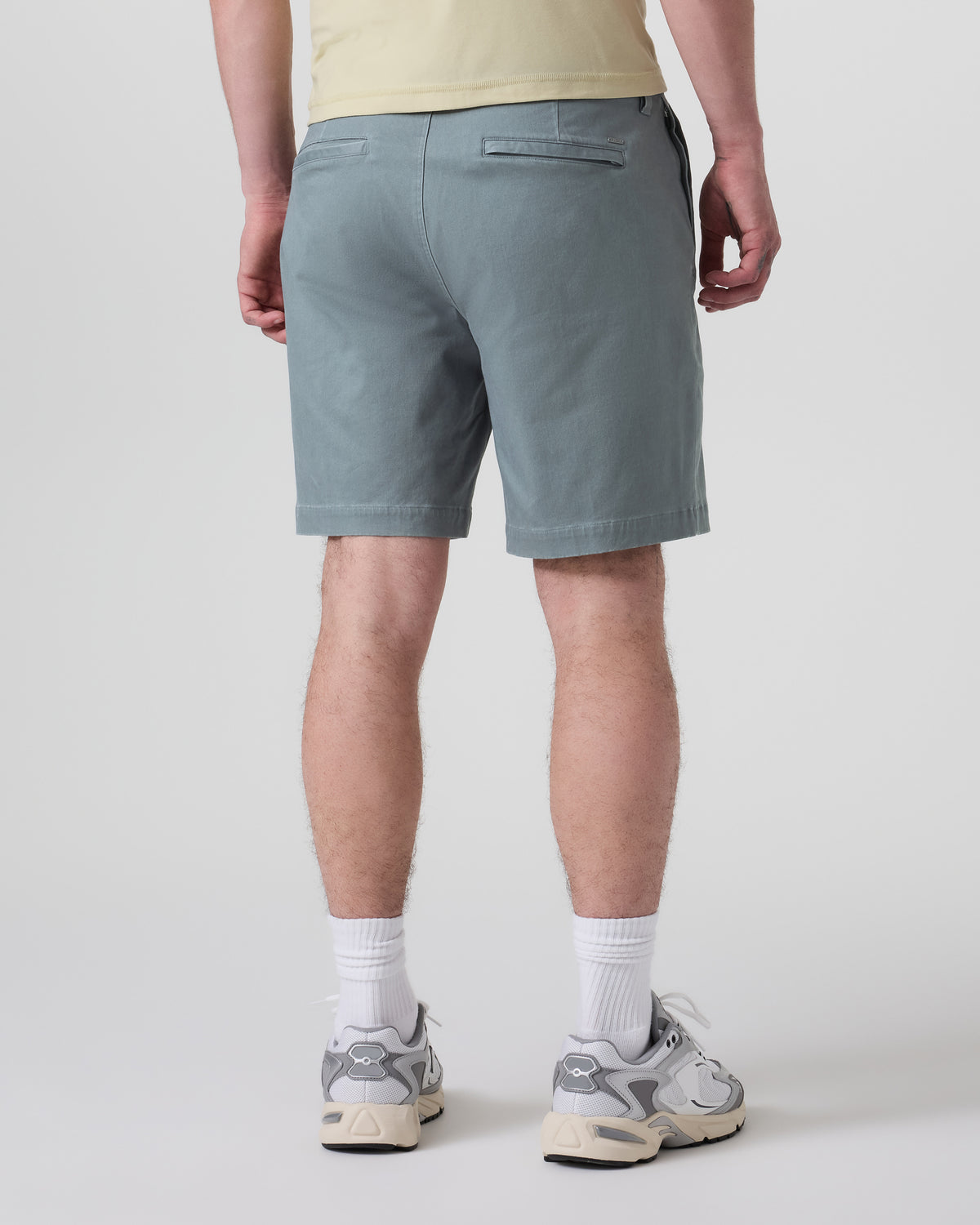 Men Vuori Fletcher Short Classic Fit 8" Dusty Blue