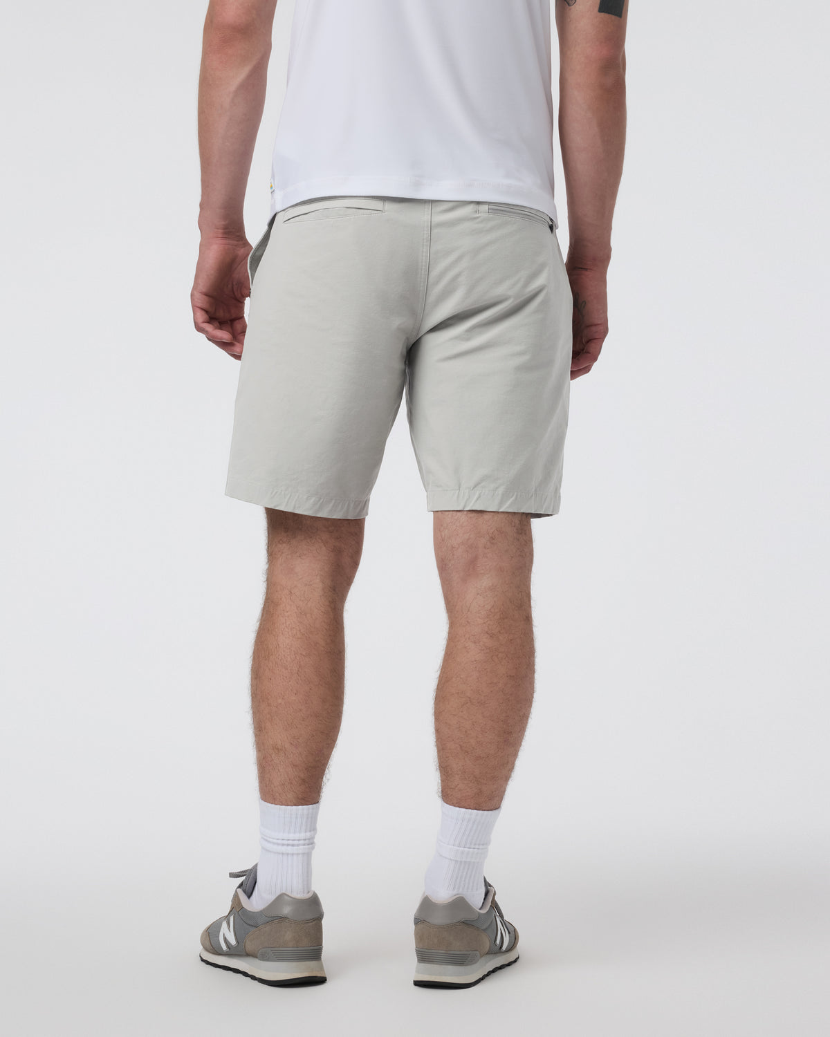 Men Vuori Barren Explorer Short Classic Fit 8" Talc