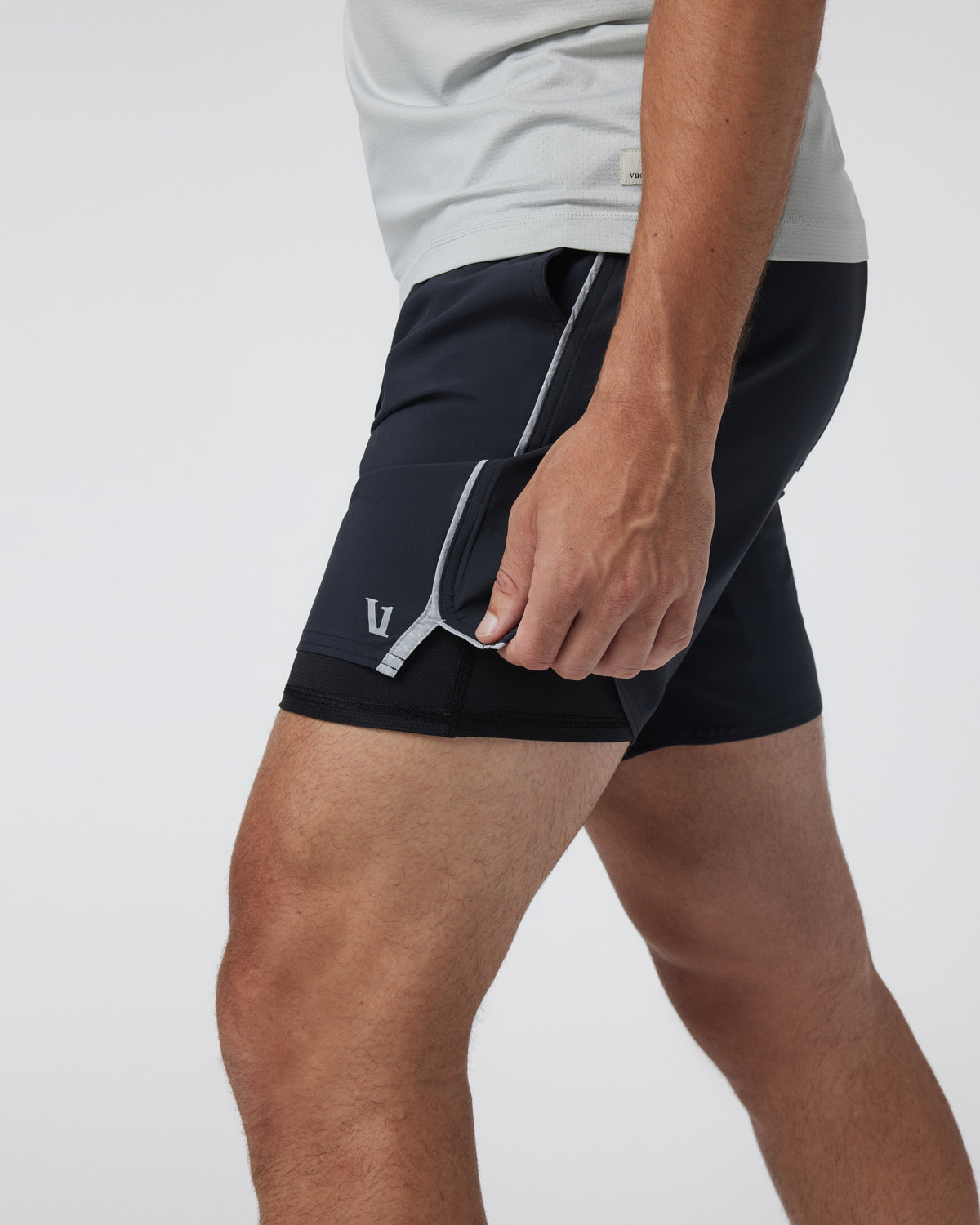 Men Vuori Trail Short 2.0 Black/Heather Grey Running Shorts