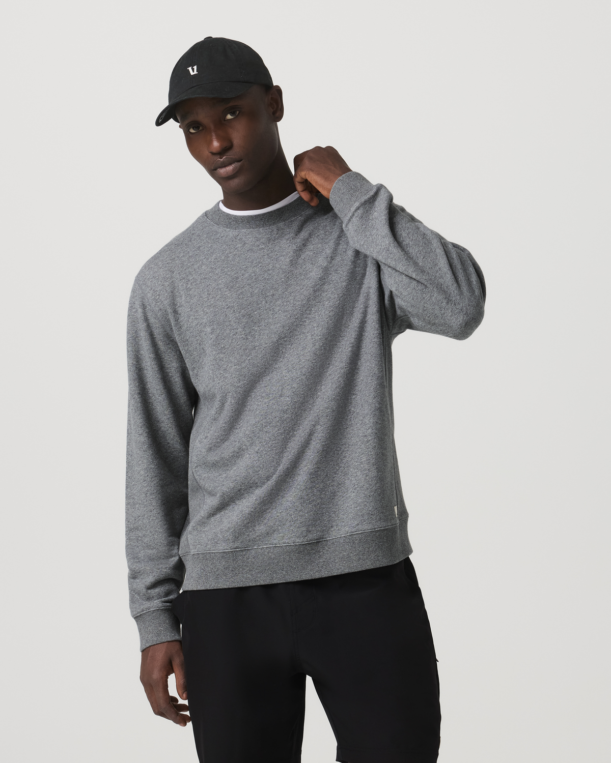Men Vuori Cypress Vintage Crew Men's Heather Grey Fleece Pullover