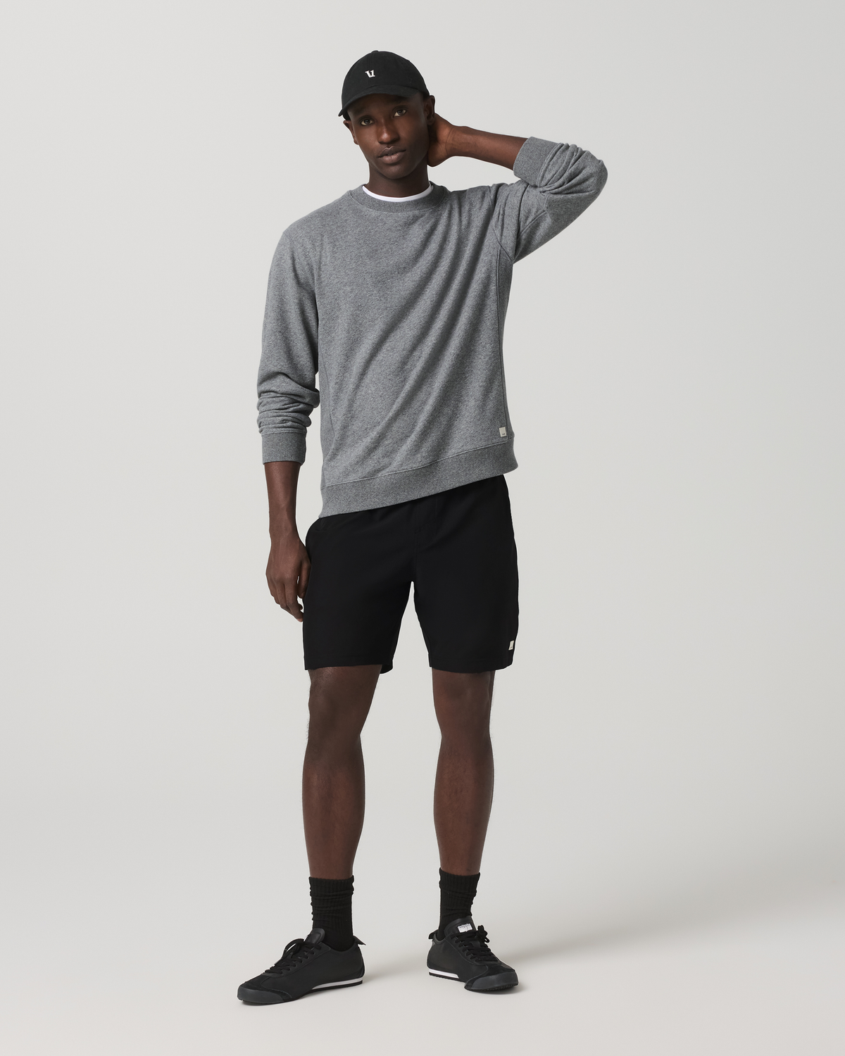 Men Vuori Cypress Vintage Crew Men's Heather Grey Fleece Pullover