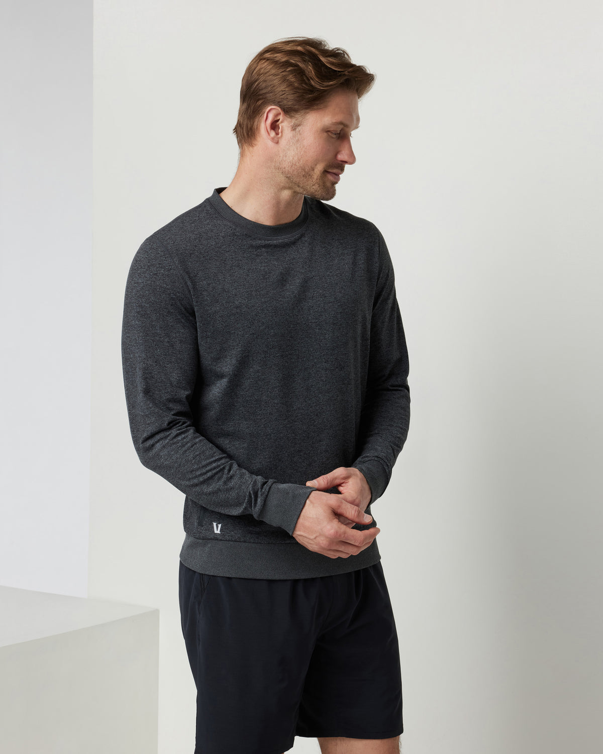 Men Vuori Ponto Performance Crew Charcoal Grey Crew Neck