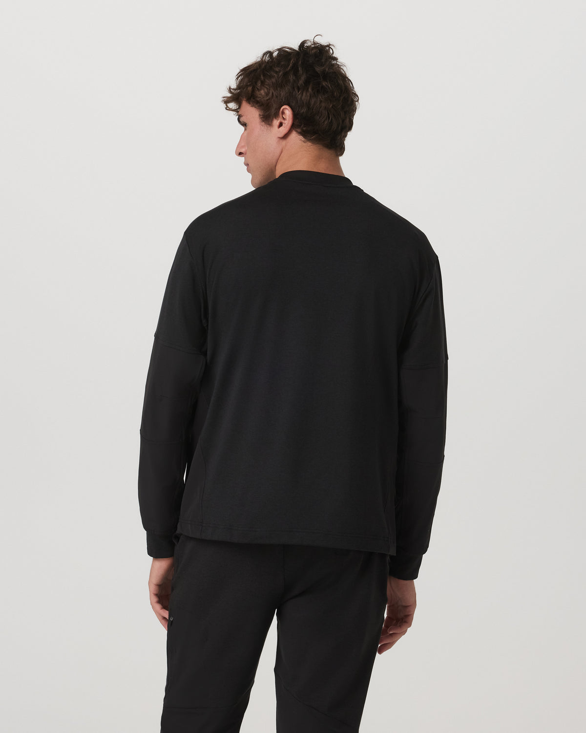 Men Vuori Coronado Mixed Media Crew Men's Black Heather Crewneck