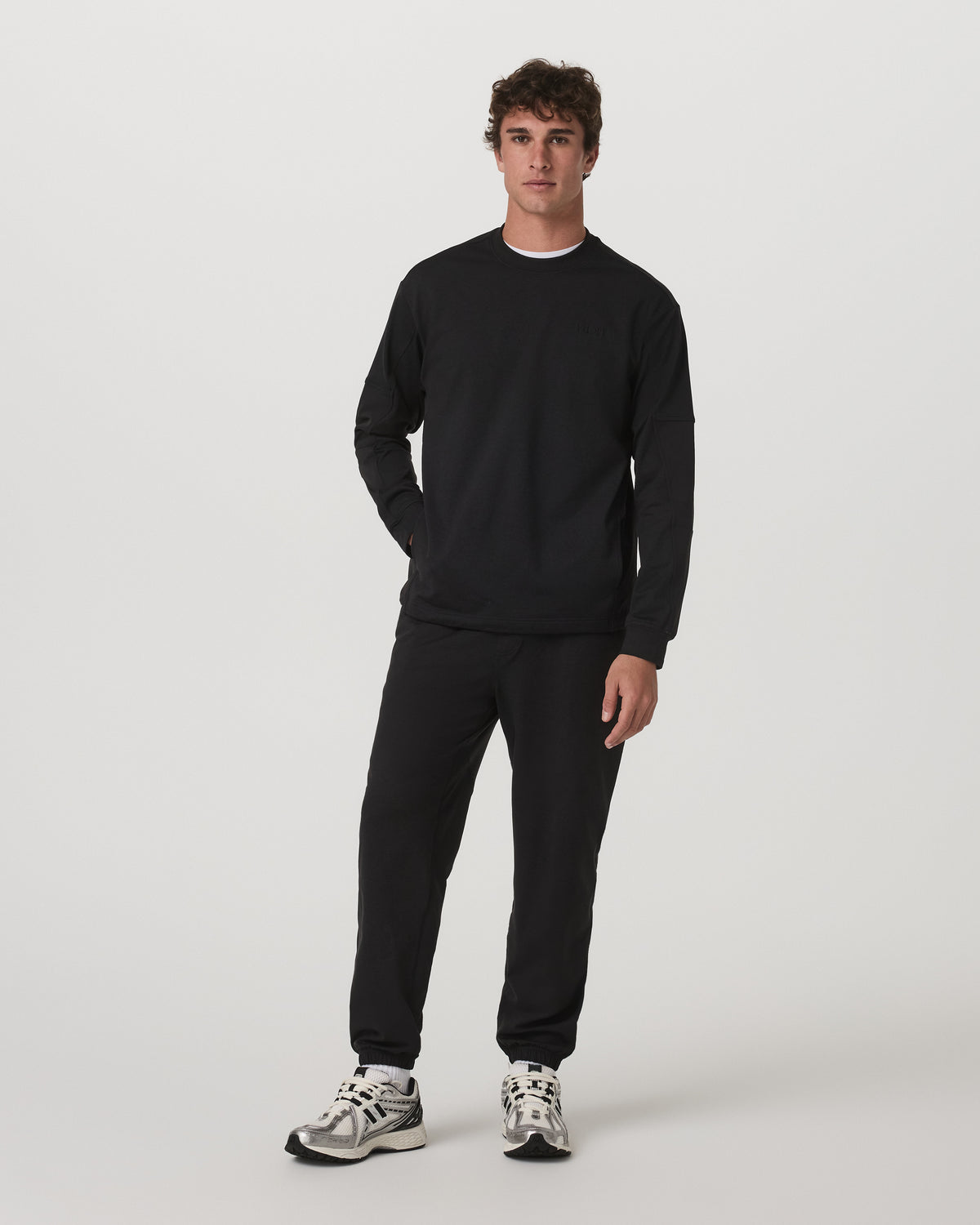 Men Vuori Coronado Mixed Media Crew Men's Black Heather Crewneck