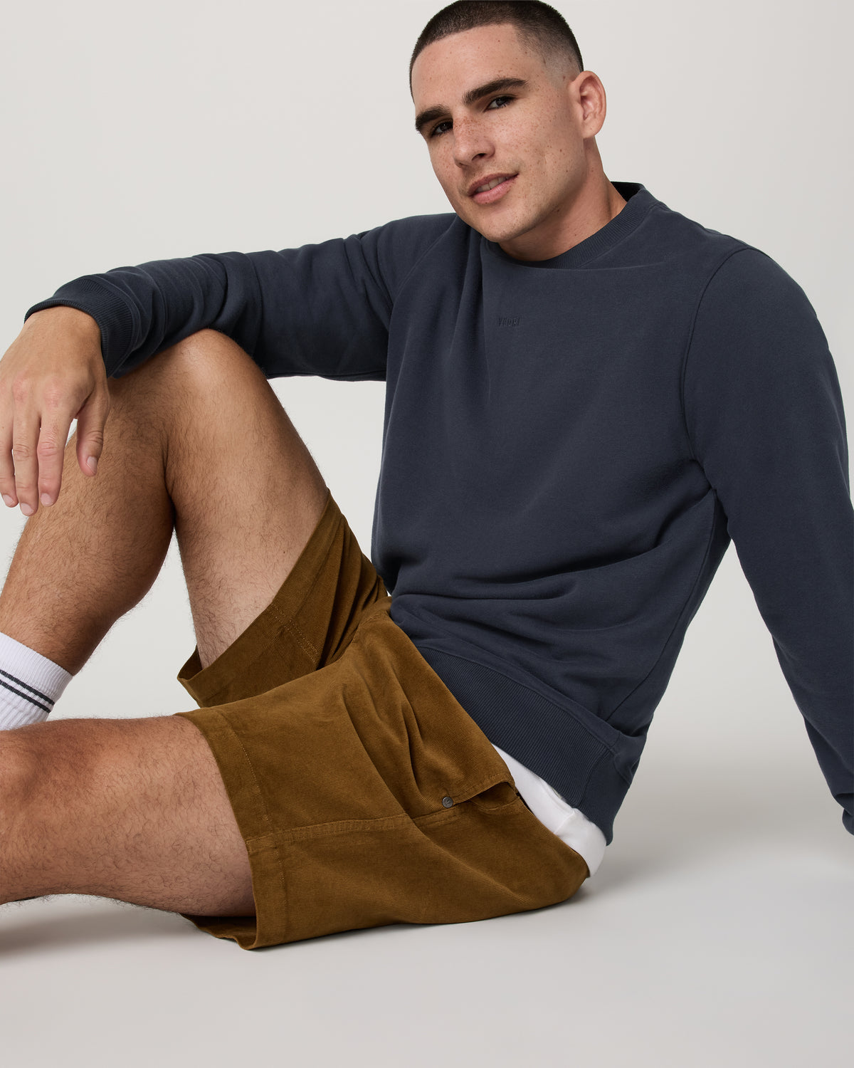 Men Vuori Cypress Logo Crew Men's Navy Sweatshirt