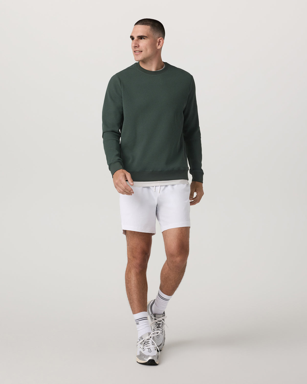 Men Vuori Jamestown Crew Men's Aspen Pullover Crewneck