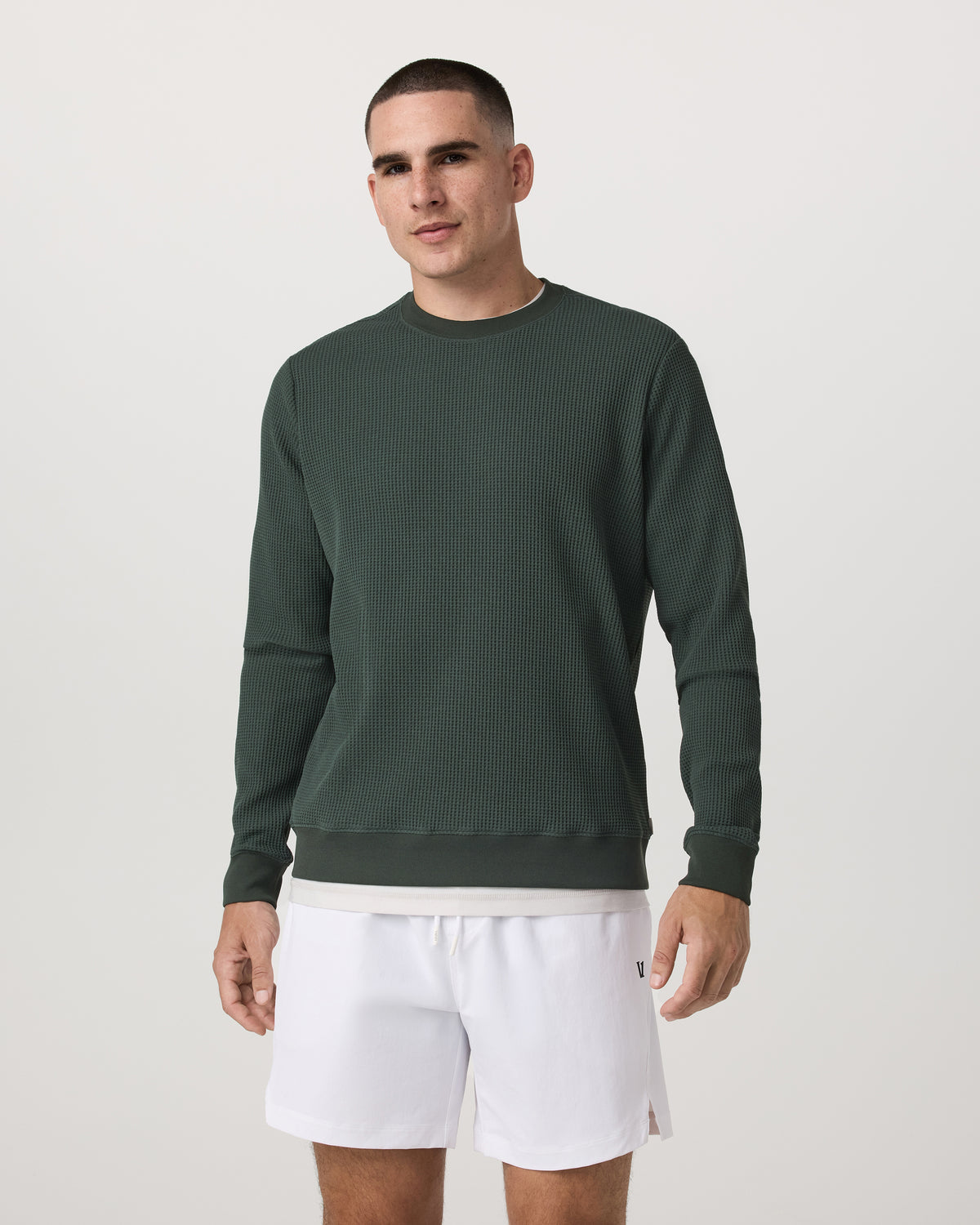 Men Vuori Jamestown Crew Men's Aspen Pullover Crewneck