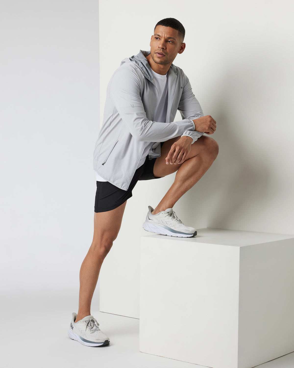 Men Vuori Outdoor Trainer Shell Platinum Linen Texture
