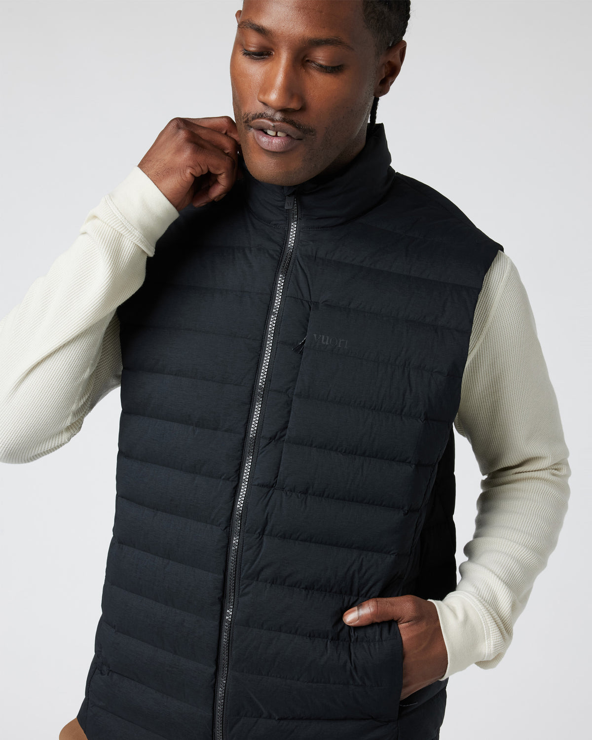 Men Vuori Steadfast Insulated Vest Men's Black Down Vest